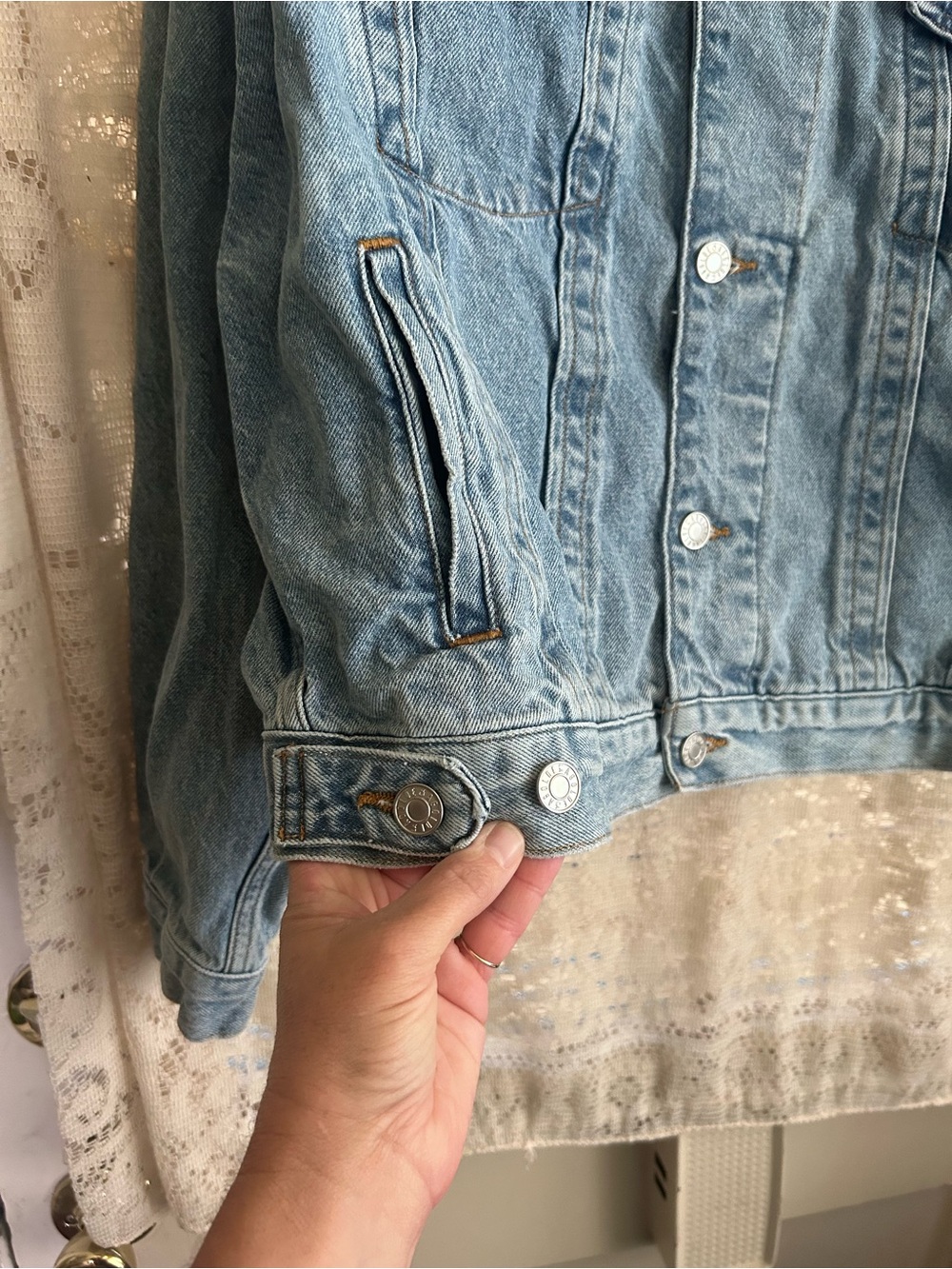 AGOLDE Charli Oversized Denim Jacket - Picture 7 of 12